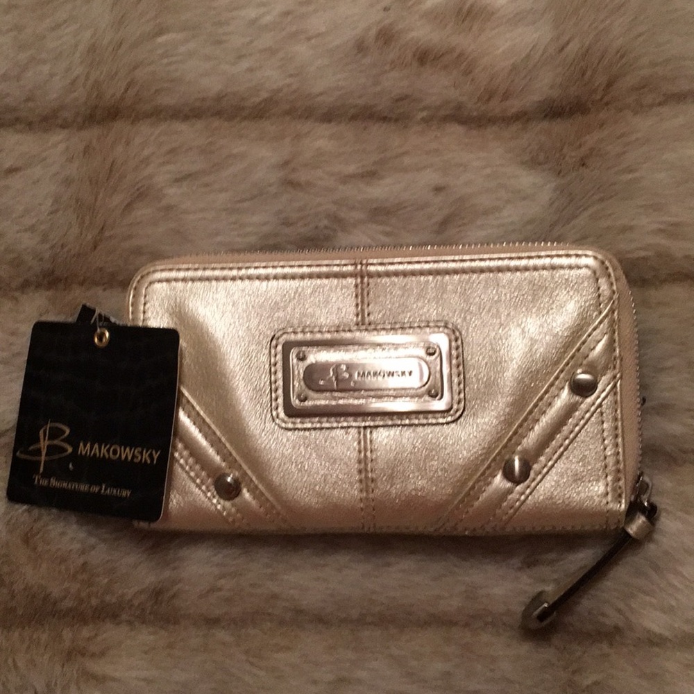 B Markowsky wallet